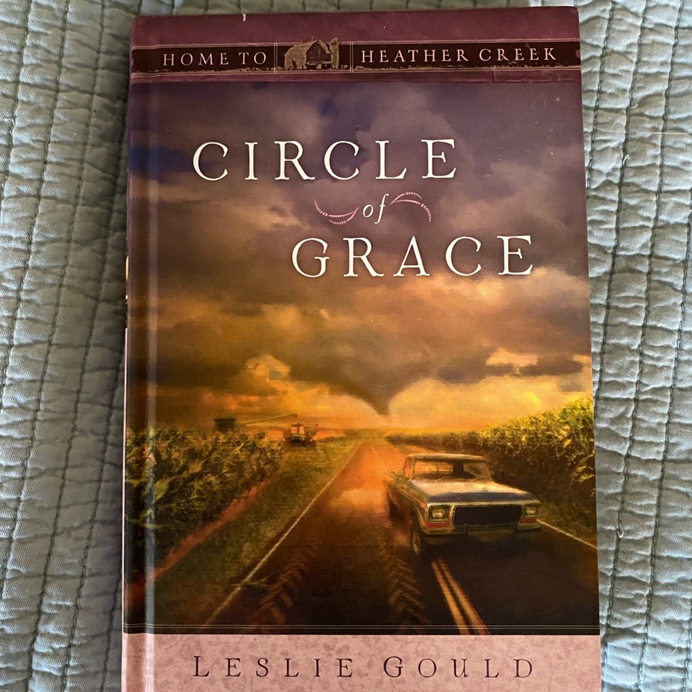 Circle of Grace Book by Leslie Gould